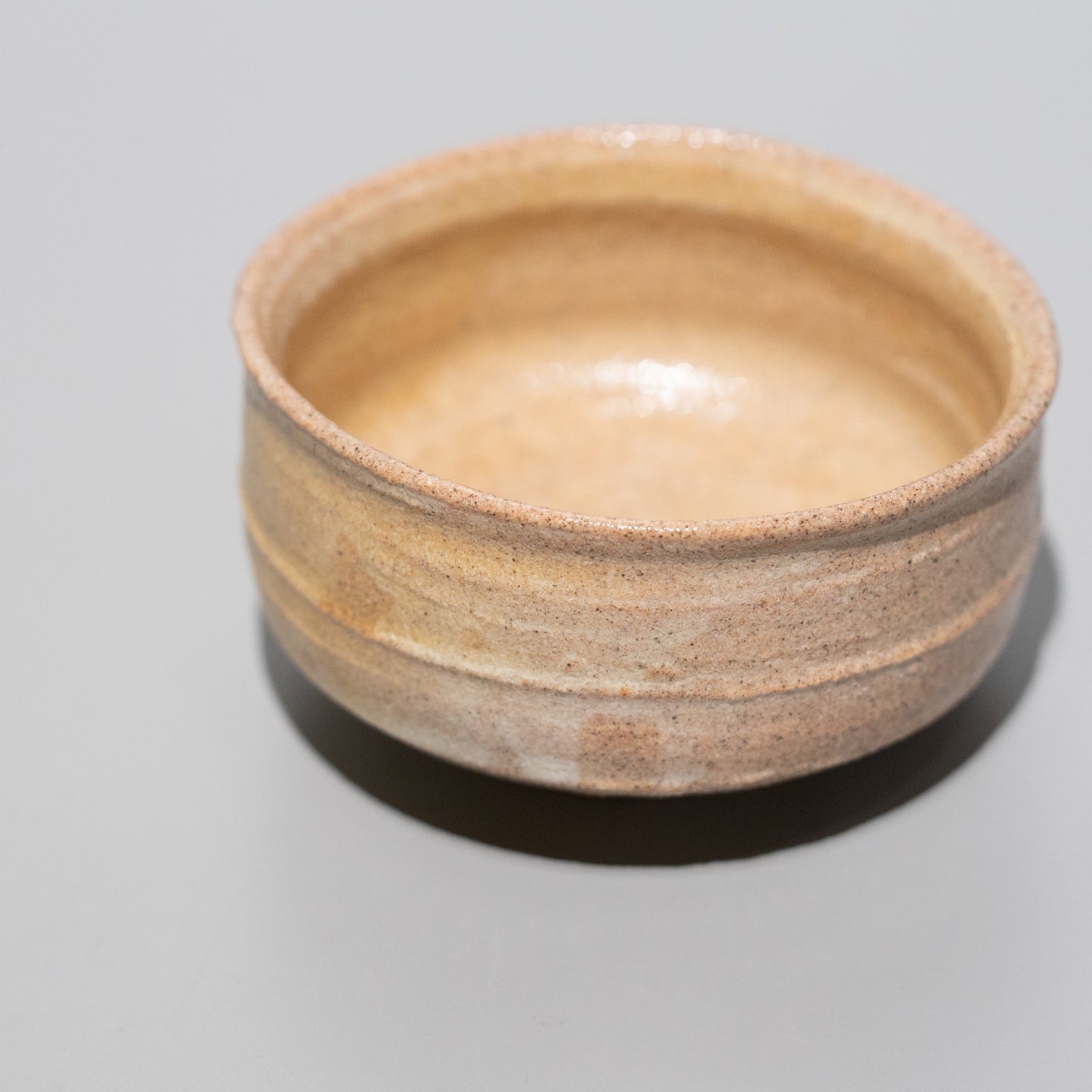 三藤るい / 堅手ぐい呑（一点物） – HULS GALLERY TOKYO | 現代工芸