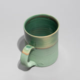 <tc>Sho Kumamoto / Two-tone Mug Cat (Green)</tc>