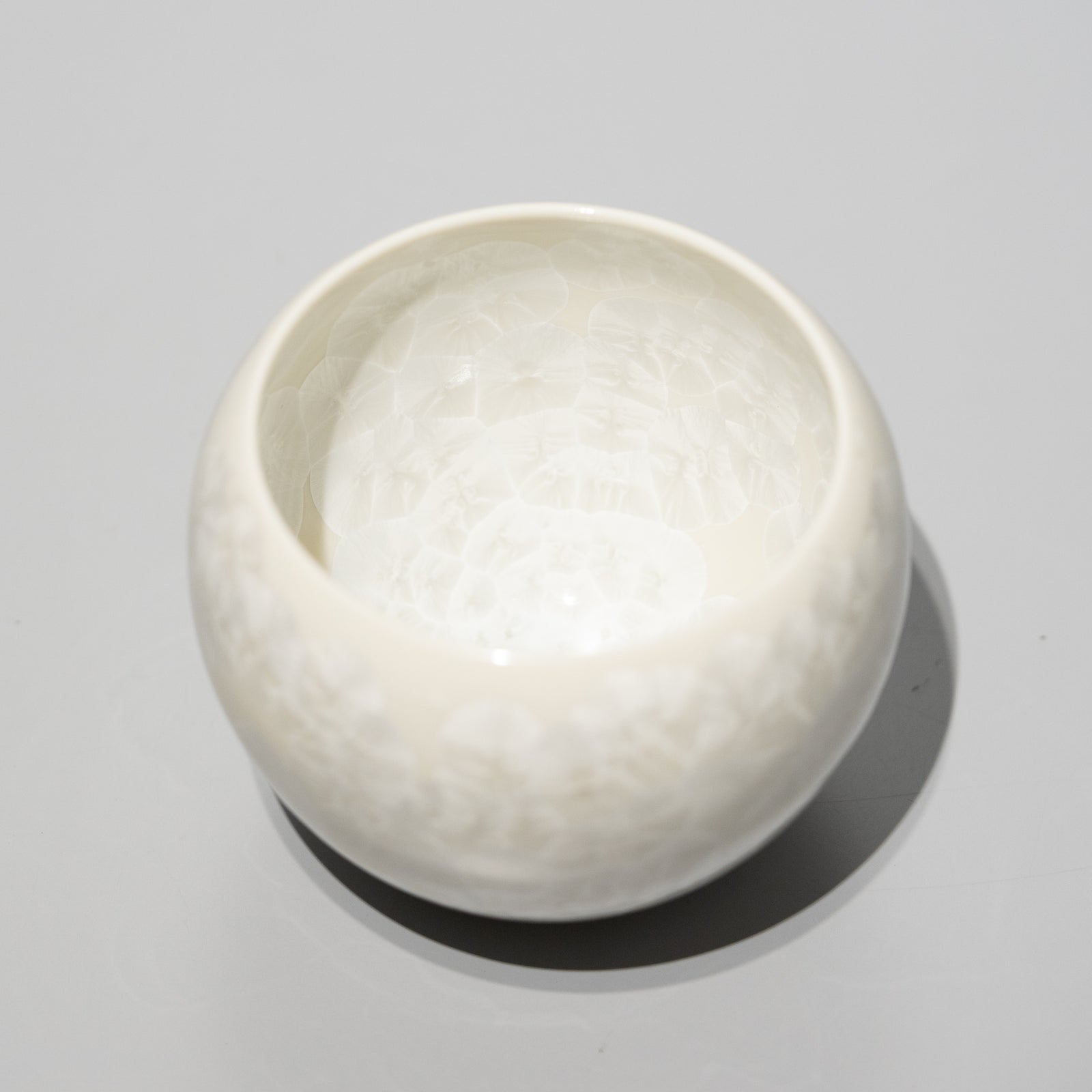 Hana-Kessho Tea Cup (White) – HULS GALLERY TOKYO | 現代工芸