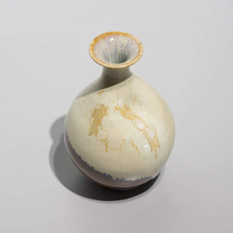 <tc>Shunkei Takatori / Tokkuri Sake Flask</tc>