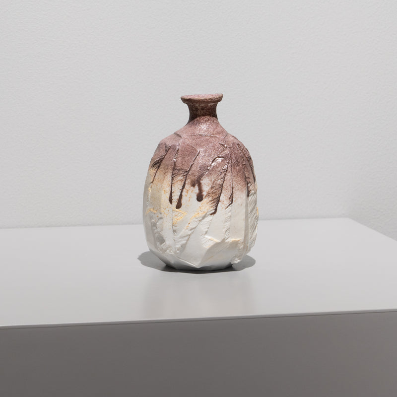 藤田祥 / 白備前徳利（一点物） – HULS GALLERY TOKYO | 現代工芸