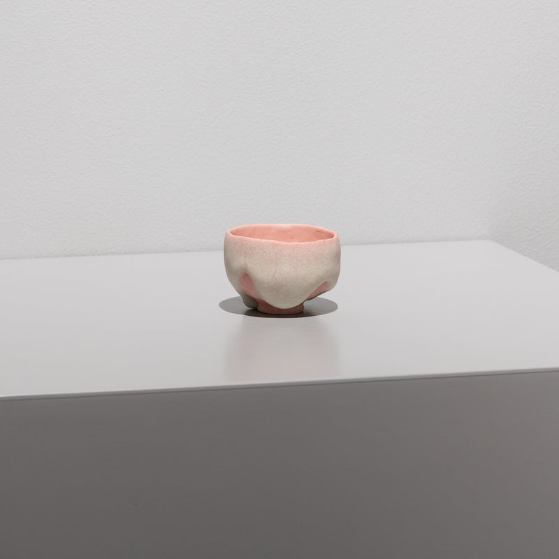 星野友幸 / 盃 苺乳（一点物） – HULS GALLERY TOKYO | 現代工芸ギャラリー