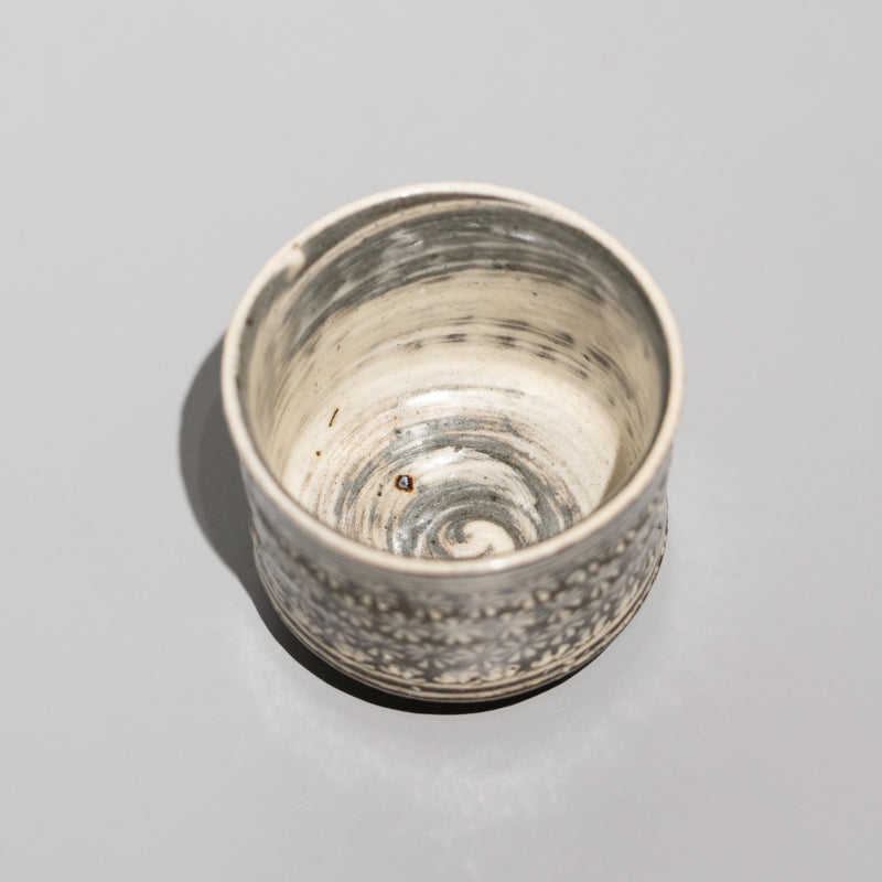 中里太亀　三島皿 2枚セット 中里太亀 / 三島ぐい呑（一点物） – HULS GALLERY TOKYO | 現代工芸