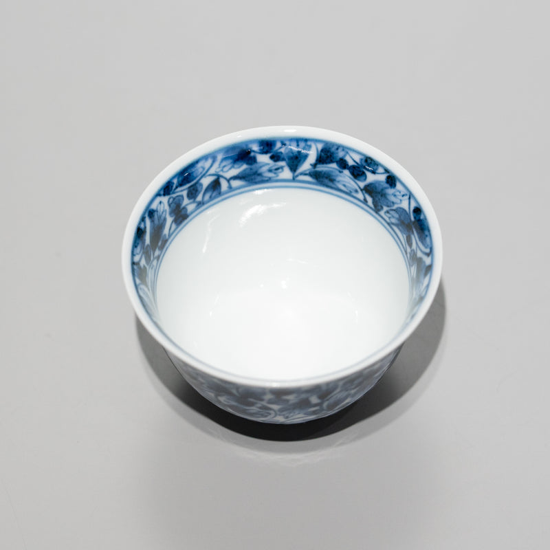 中里博彦 / 古染花唐草ぐい呑（一点物）