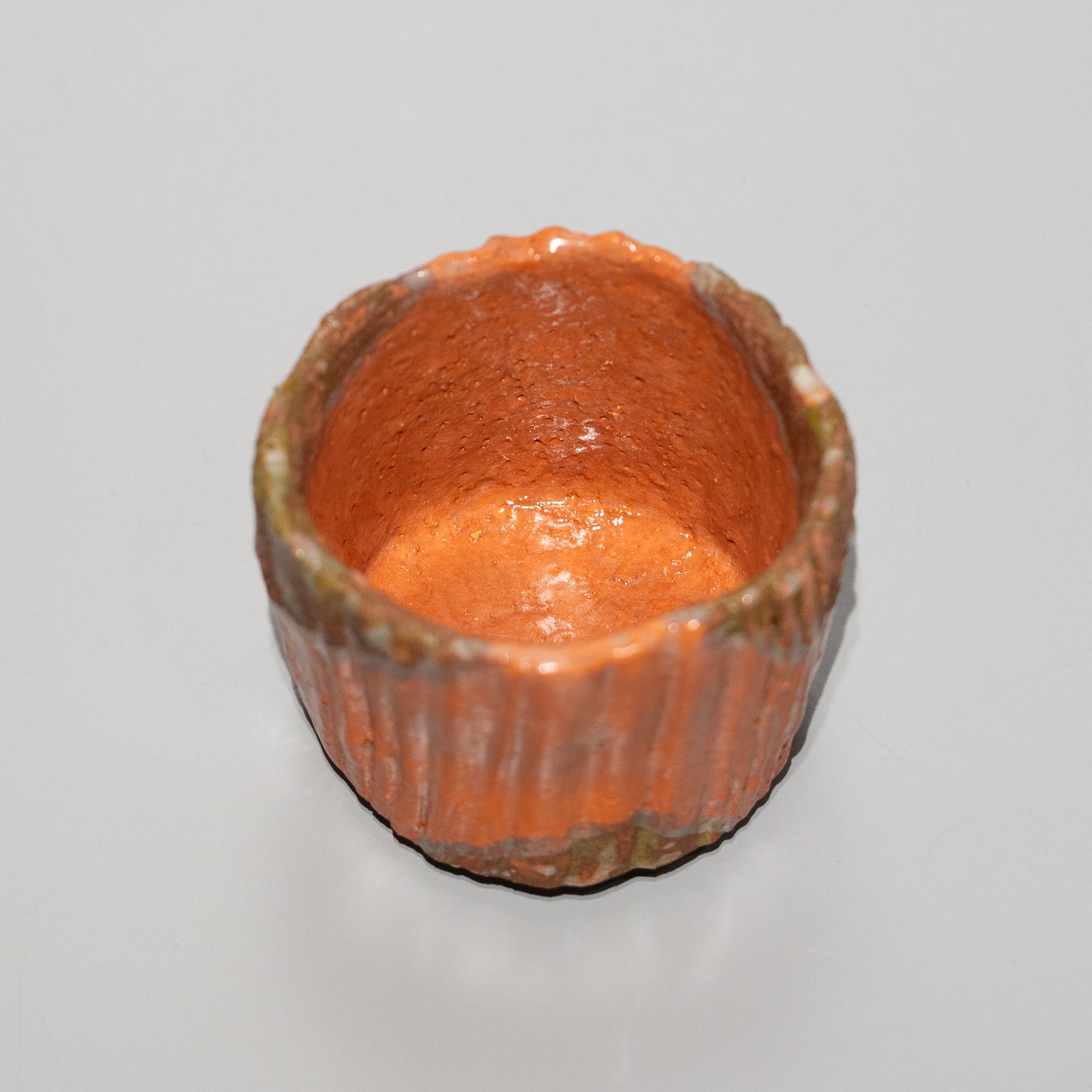柳下季器 / 赤ぐい吞（一点物） – HULS GALLERY TOKYO | 現代工芸