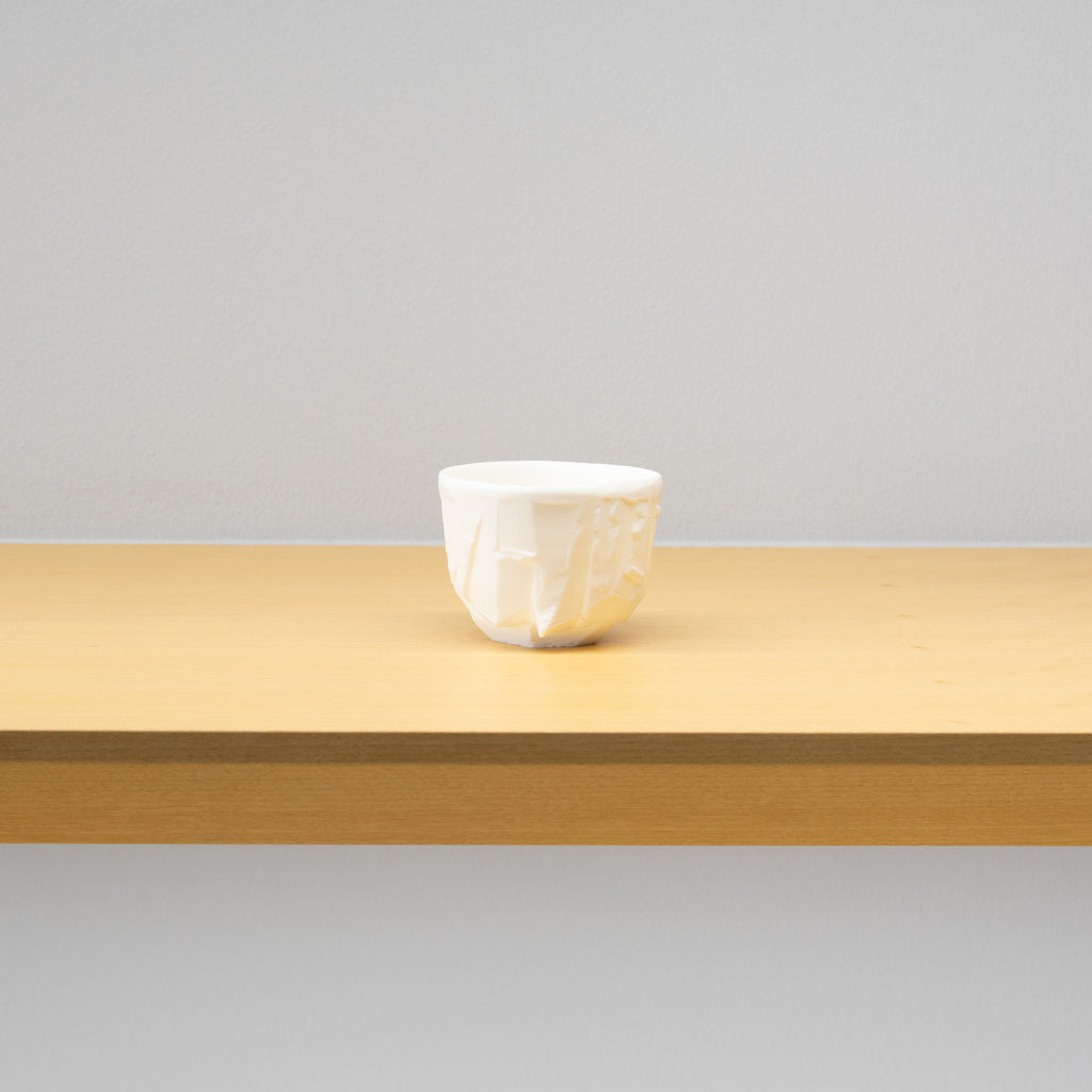 藤田祥 / 白備前ぐい吞（一点物） – HULS GALLERY TOKYO | 現代工芸