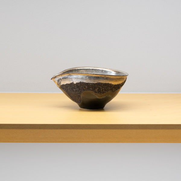 <tc>Shunkei Takatori / Ginsai Sake Server A</tc>