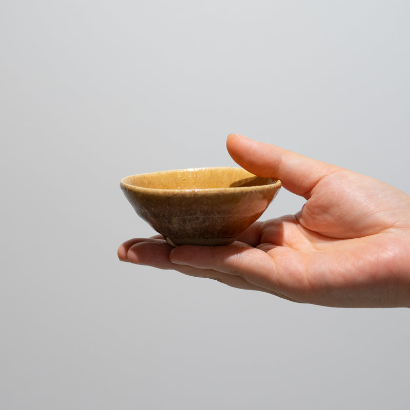 森本仁 / 黄灰釉 酒盃（一点物）