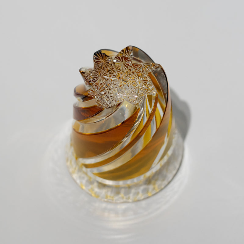 <tc>Ikuko Ogawa / Tenkai Sake Cup (Amber)</tc>