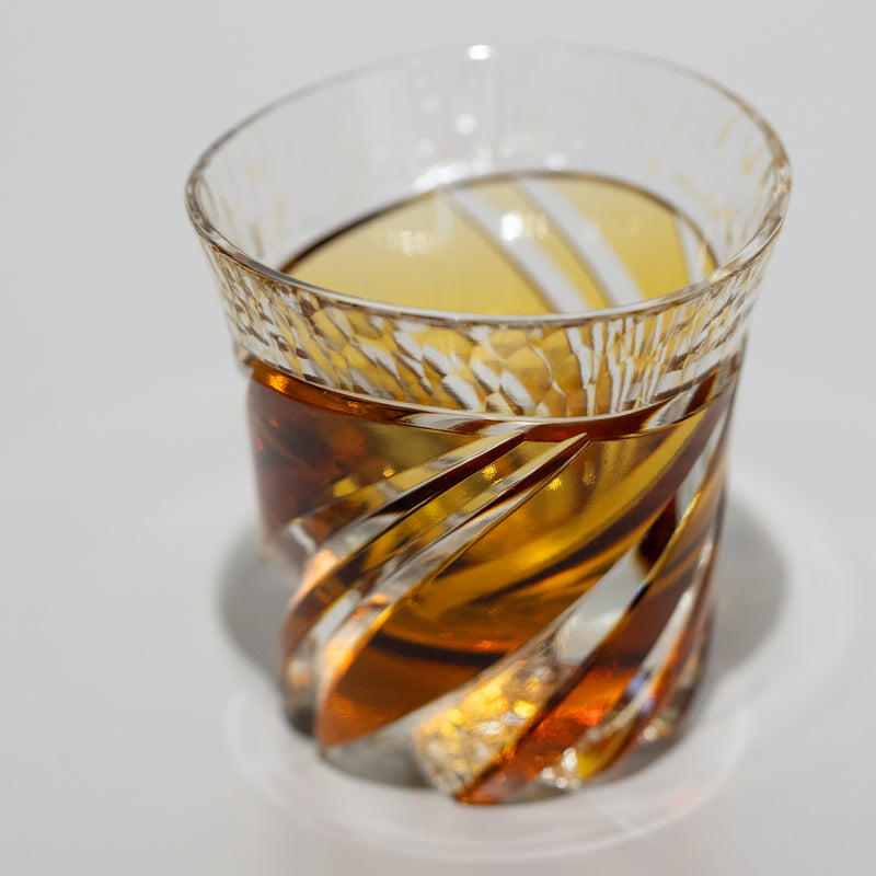<tc>Ikuko Ogawa / Tenkai Sake Cup (Amber)</tc>