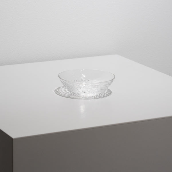 ボラゴ 丸形小皿（9cm）クリアー