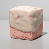 <tc>Tomoyuki Hoshino / Flower Vase Strawberry Milk</tc>