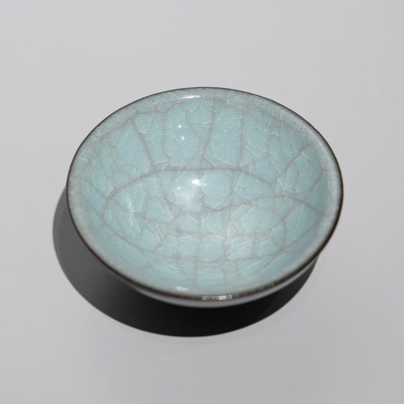 木村展之 / 粉青瓷ぐい呑 B（一点物） – HULS GALLERY TOKYO | 現代