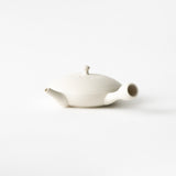 <tc>Junzo Maekawa / White Round Flat Teapot</tc>