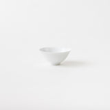 <transcy>Thin Sake/Tea Cup (S) / White</transcy>
