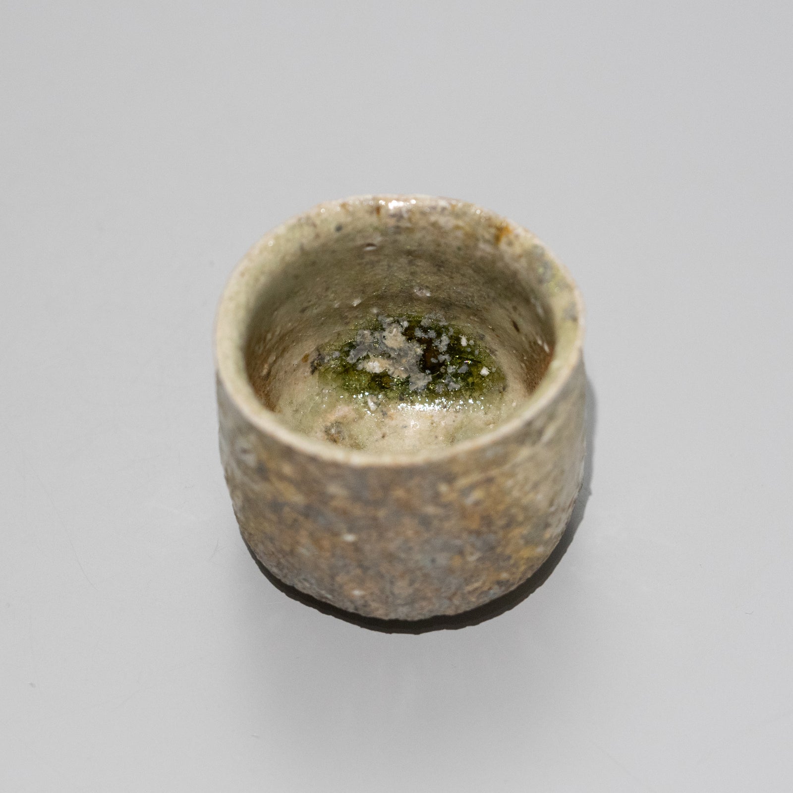 辻村塊 / 伊賀ぐい呑（一点物） – HULS GALLERY TOKYO | 現代