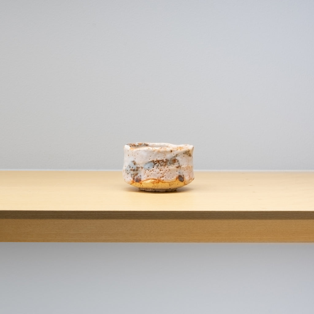 山口真人 / 志野ぐい呑(一点物) – HULS GALLERY TOKYO | 現代 山口真人 / 志野ぐい呑(一点物) – HULS GALLERY TOKYO | 現代