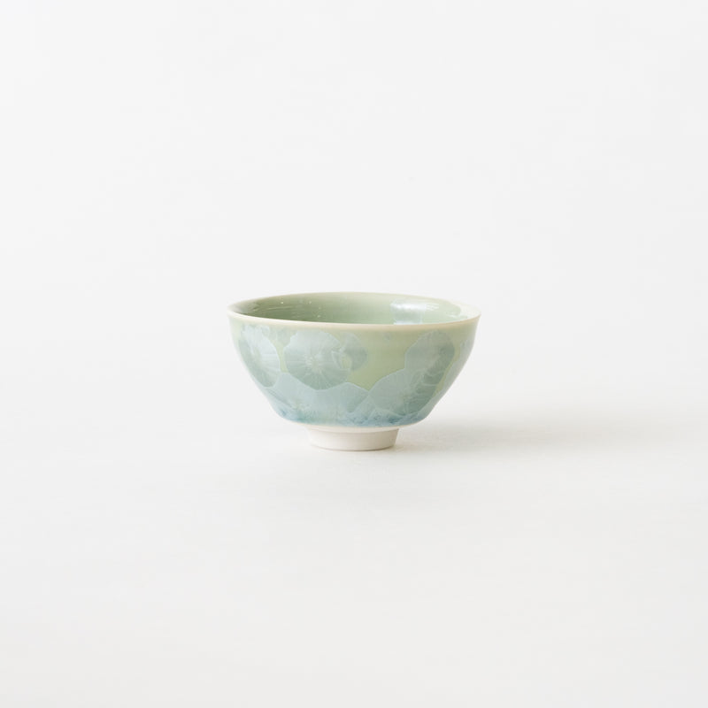 <transcy>Hana-Kessho Sake Cup (Green)</transcy>