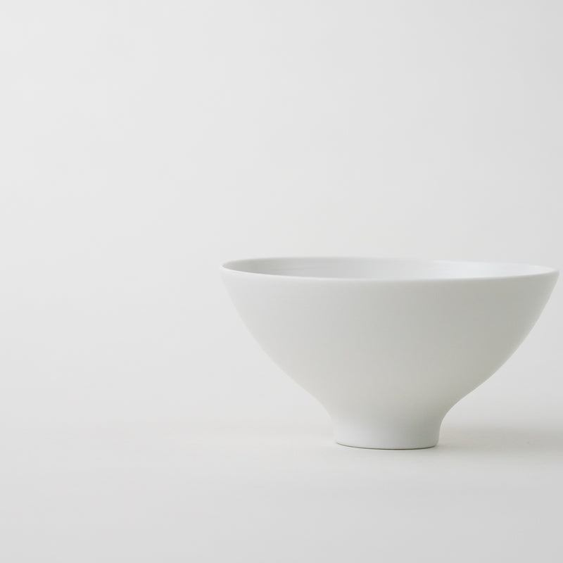 白釉巻 丸高台飯碗 （大） - HULS GALLERY TOKYO | 現代工芸ギャラリー