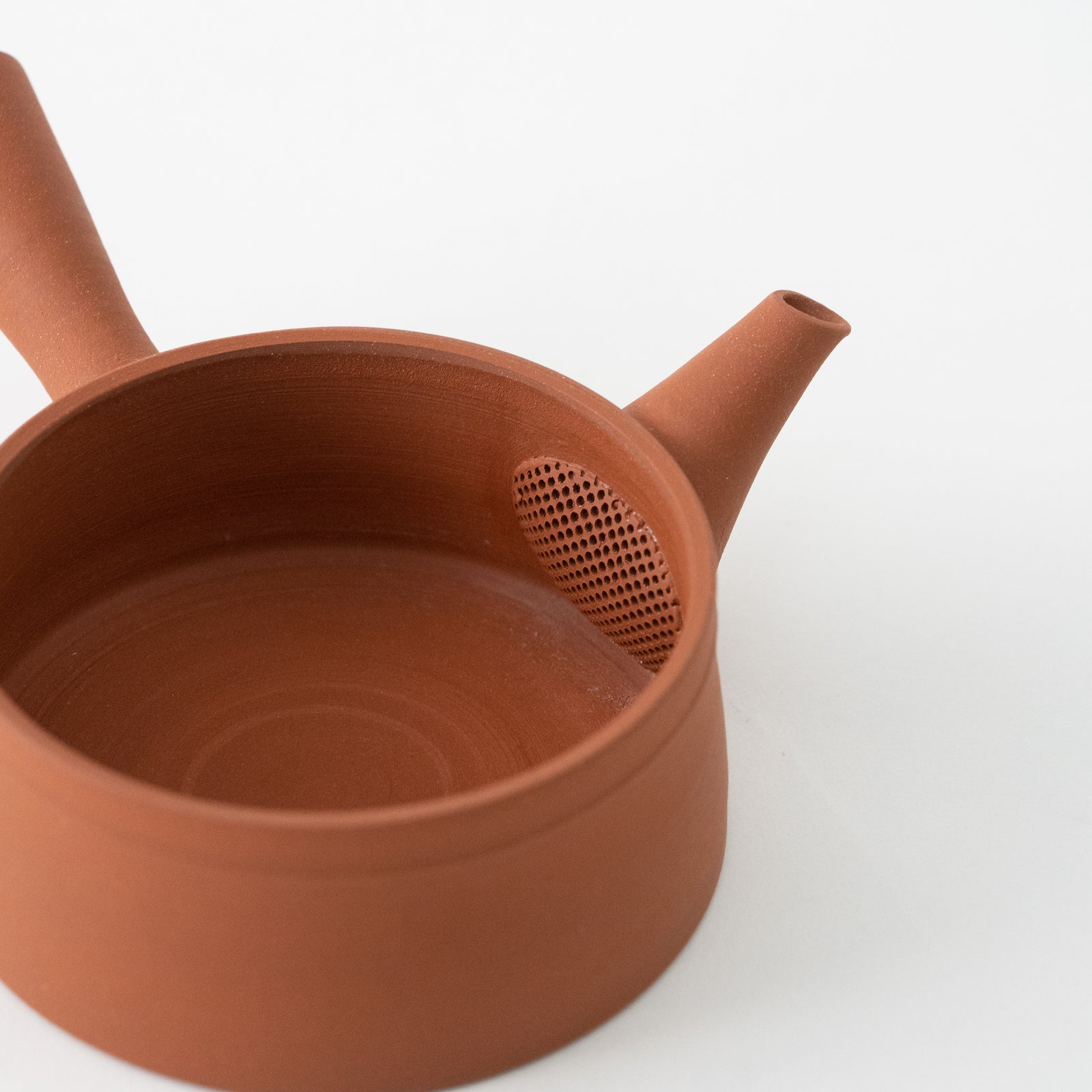 伊藤成二 / 朱泥 切立印籠蓋急須 – HULS GALLERY TOKYO | 現代工芸