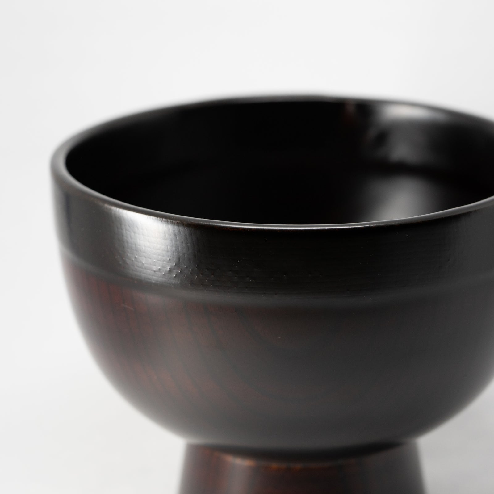 端布合鹿椀（黒溜木地呂） – HULS GALLERY TOKYO | 現代工芸ギャラリー