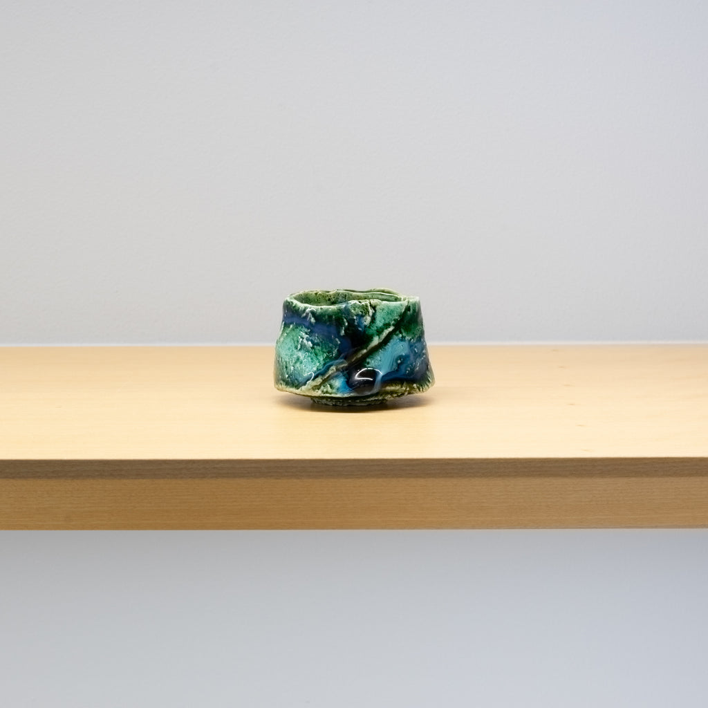 山口真人 / 織部ぐい呑（一点物） – HULS GALLERY TOKYO | 現代