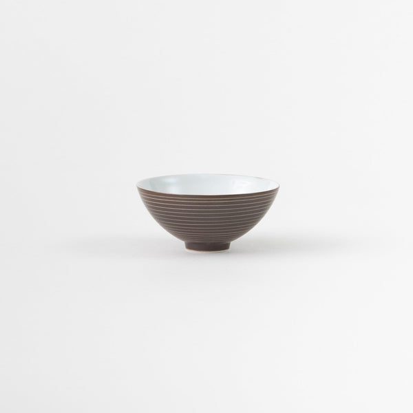 <transcy>Sake/Tea Cup (Deep) / Rusty Lined</transcy>